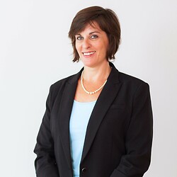 Photo of Miranda R. Miller